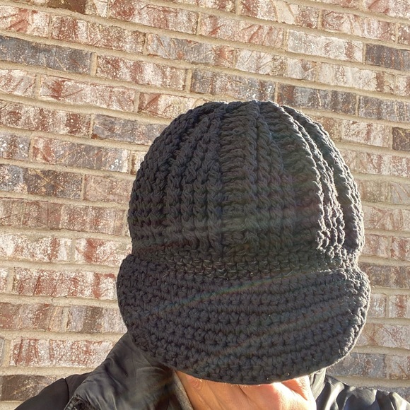 Black knitted thick woven knit hat winter - Picture 4 of 14